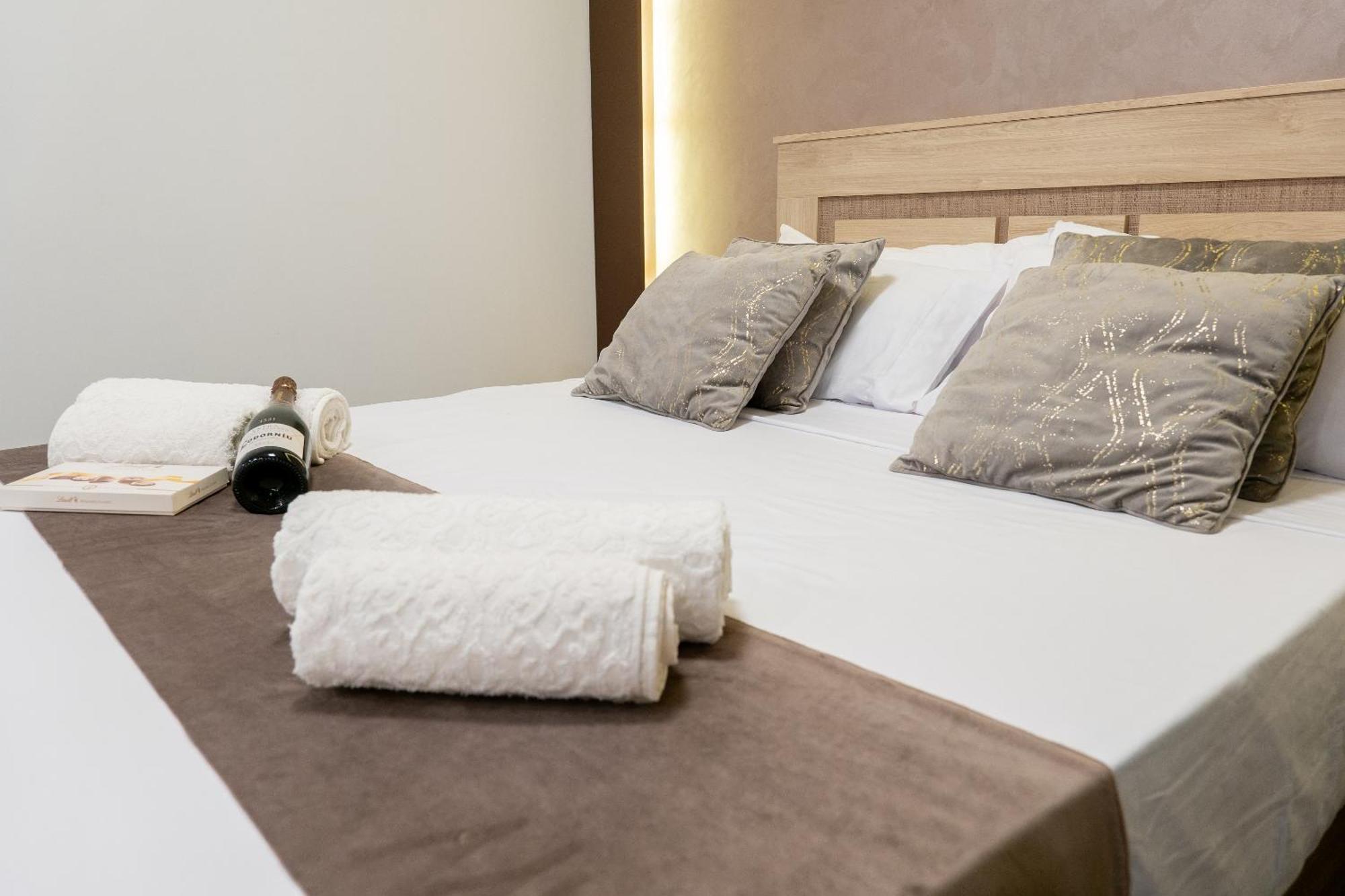 Apartamento Turistico Lux Center Valencia Exterior foto